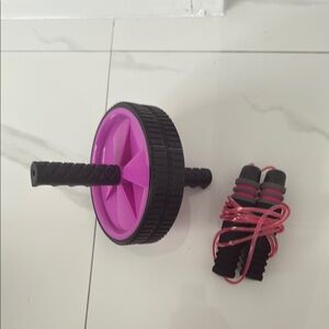 💥 New Balance Pink and Black Exercise Wheel